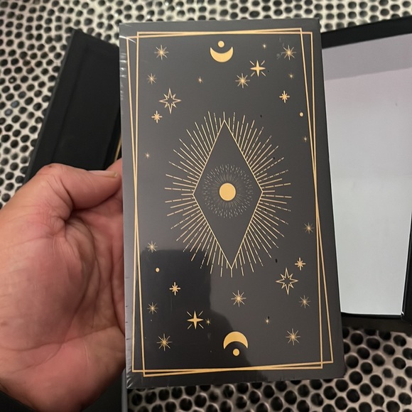 Your Dream Will Come True… Deluxe Tarot Card Set - Picture 4 of 4